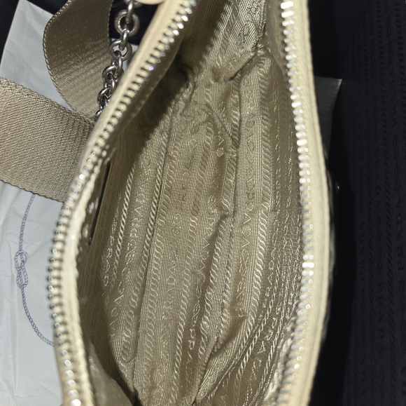 Prada re edition 2005 - Picture 6 of 8